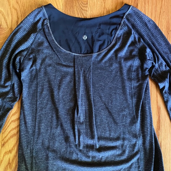 Lululemon Turn It Up Long Sleeve Top - Picture 14 of 16